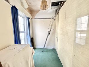 Photo 16- click for photo gallery